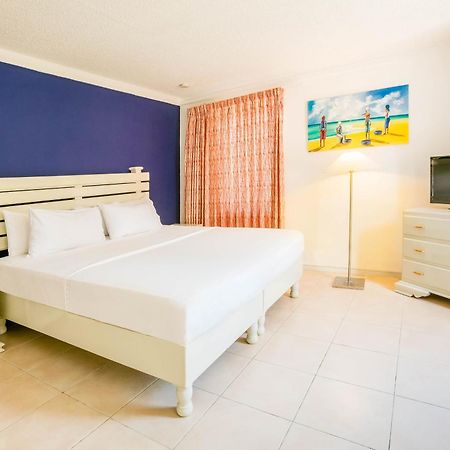 מונטגו ביי Grand Decameron Montego Beach, A Trademark All-Inclusive Resort מראה חיצוני תמונה